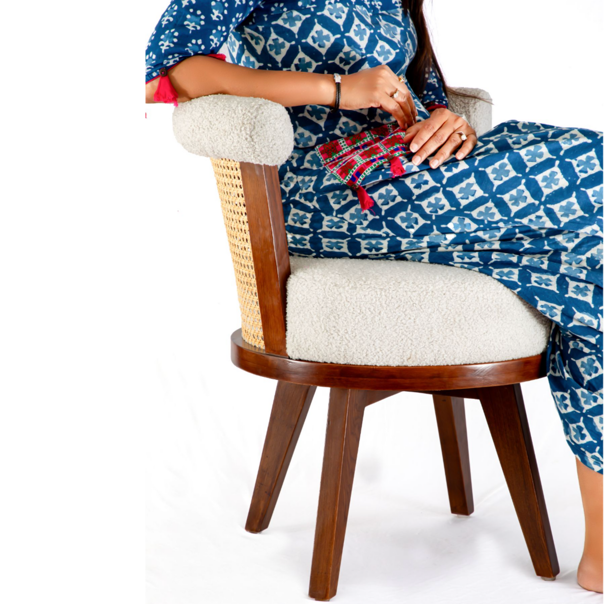 Zen Rattan Swivel Chair